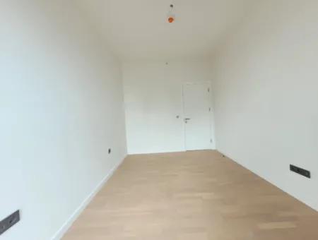 4+1 Mieterlose Wohnung Im 20. Stock Zum Verkauf Im Loft-Komplex Beytepe İncek Bulvar