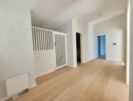 Traumhafte 5.5+1 Maisonette- Wohnung Mit Luxusausstattung In Gölbaşı / Ankara /Türkei