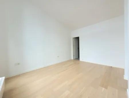 5,5+1  Maisonette-Wohnung Im 5. Stock Mit Blick Auf Die Landschaft Zum Verkauf Im İncek Loft-Komplex