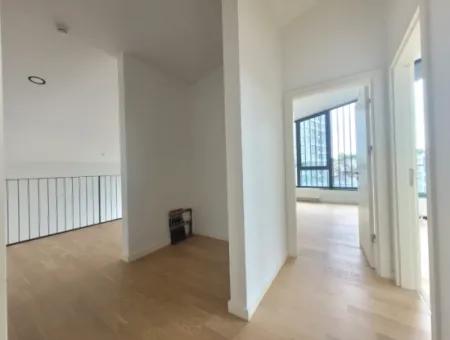 5,5+1  Maisonette-Wohnung Im 5. Stock Mit Blick Auf Die Landschaft Zum Verkauf Im İncek Loft-Komplex