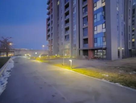 Beytepe İncek Bulvar Loft Zu Vermieten 2+1 68M² 21. Stock Boulevard Fassade Wohnung