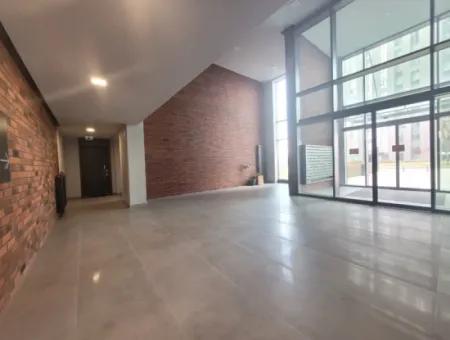 110 M2 2+1 3. Stock Mieterlose Wohnung Zum Verkauf In Beytepe İncek Bulvar Loft Complex