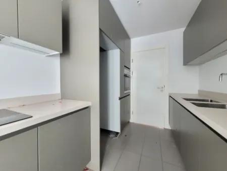 Mieterloses İncek Loft 3 1 Wohnung Im 4. Stock Mit Terrasse Zum Verkauf  In Gölbaşı / Ankara /Türkei