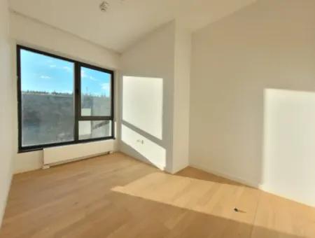 Mieterloses İncek Loft 3 1 Wohnung Im 4. Stock Mit Terrasse Zum Verkauf  In Gölbaşı / Ankara /Türkei