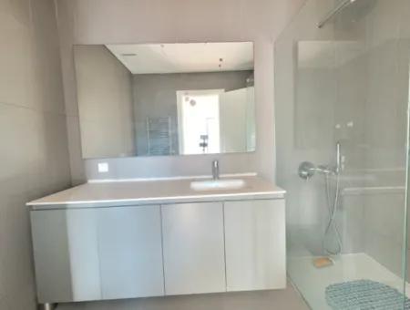 Mieterloses İncek Loft 3 1 Wohnung Im 4. Stock Mit Terrasse Zum Verkauf  In Gölbaşı / Ankara /Türkei