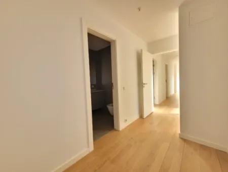 Mieterloses İncek Loft 3 1 Wohnung Im 4. Stock Mit Terrasse Zum Verkauf  In Gölbaşı / Ankara /Türkei