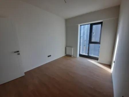 4+1 Mieterlose Wohnung Im 5. Stock Zum Verkauf Im Loft-Komplex Beytepe İncek Bulvar