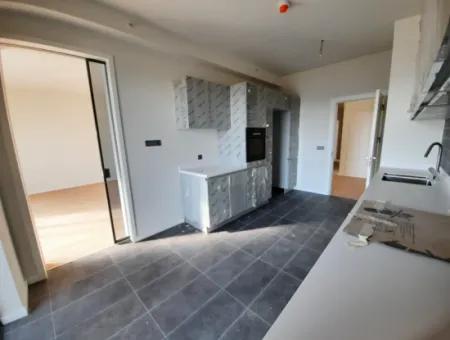 4+1 Mieterlose Wohnung Im 22. Stock Zum Verkauf Im Loft-Komplex Beytepe İncek Bulvar