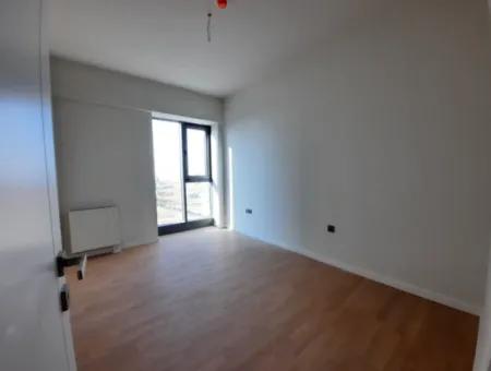 4+1 Mieterlose Wohnung Im 22. Stock Zum Verkauf Im Loft-Komplex Beytepe İncek Bulvar