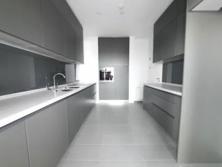 Traumhafte 5,5+1 Maisonette- Wohnung Mit Luxusausstattung In Gölbaşı / Ankara /Türkei