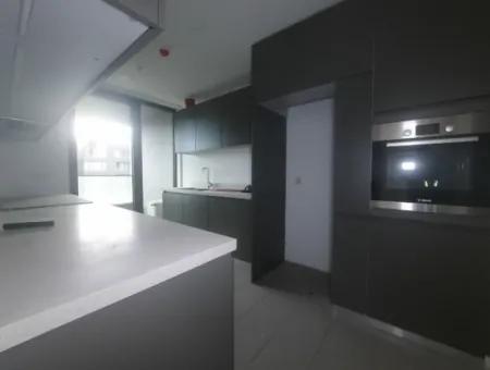 2,5+1 Mieterlose Wohnung Mit Blick Auf Die Landschaft Zum Verkauf Im İncek Loft-Komplex