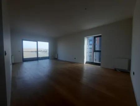 3+1 130 M² Wohnung Im 23. Stock Mit Blick Auf Den Boulevard Zum Verkauf Im Loft-Komplex Beytepe İncek Bulvar