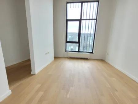 Traumhafte 5.5+1 Maisonette- Wohnung Mit Luxusausstattung In Gölbaşı / Ankara /Türkei