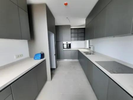 5,5+1  Maisonette-Wohnung Im 2. Stock Mit Blick Auf Die Landschaft Zum Verkauf Im İncek Loft-Komplex