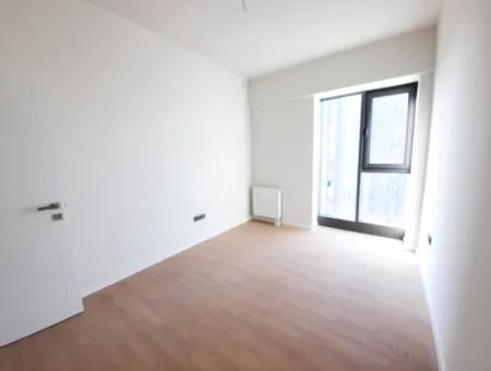 4+1 Mieterlose Wohnung Im 18. Stock Zum Verkauf Im Loft-Komplex Beytepe İncek Bulvar