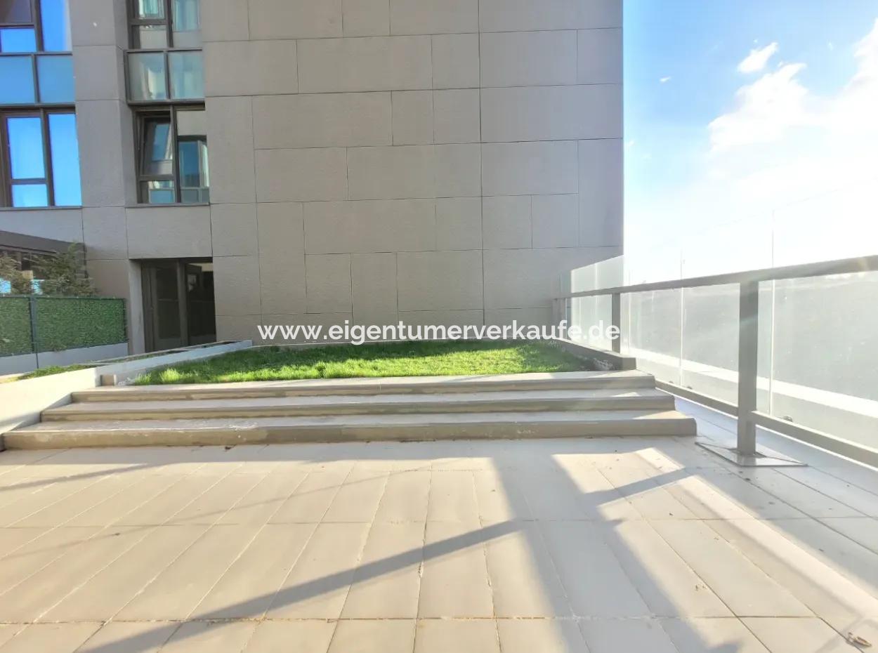 Tenantless İncek Loft 3+1 4Th Floor Apartment With Terrace For Sale In Gölbaşı - Ankara -Turkey