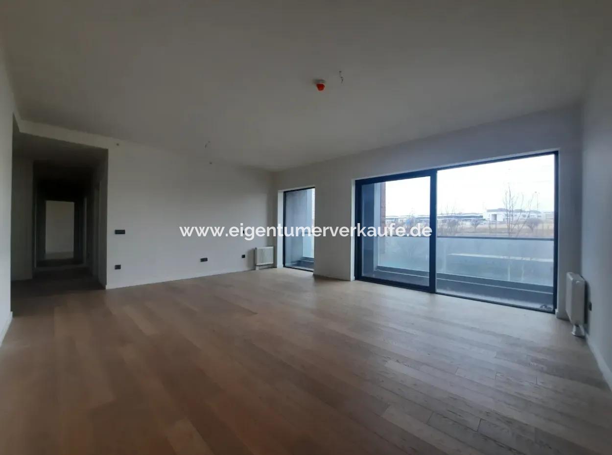 110 M2 2+1 1St Floor Tenantless Apartment For Sale In Beytepe İncek Bulvar Loft Complex