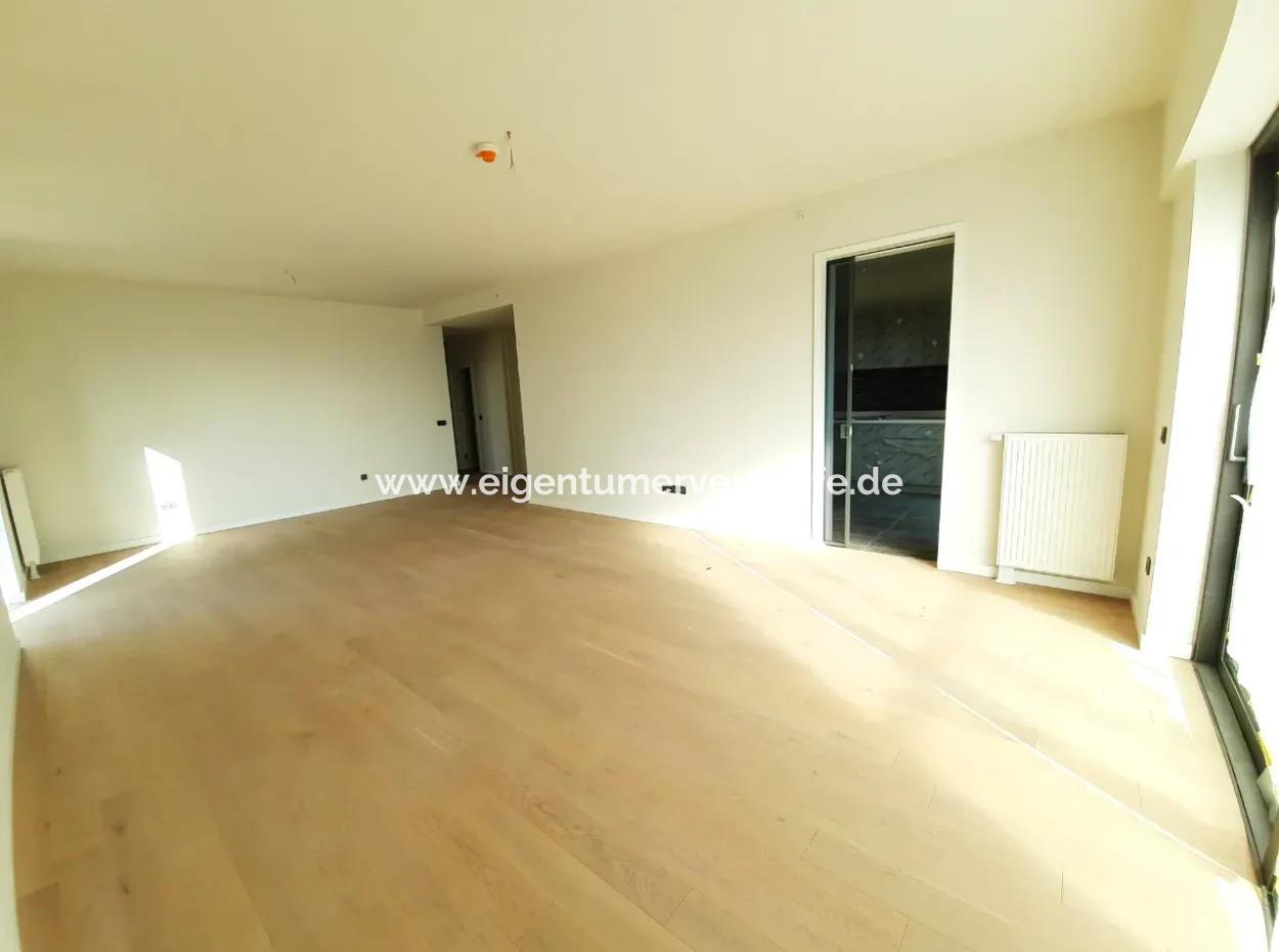 4+1 5Th Floor Tenantless Apartment For Sale In Beytepe İncek Bulvar Loft Complex