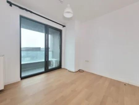 İncek Loft For Rent 2+1 85 M² 4Th Floor Mogan Facade Apartment