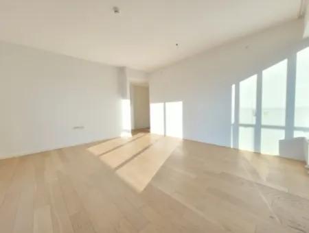 Tenantless İncek Loft 3+1 4Th Floor Apartment With Terrace For Sale In Gölbaşı - Ankara -Turkey