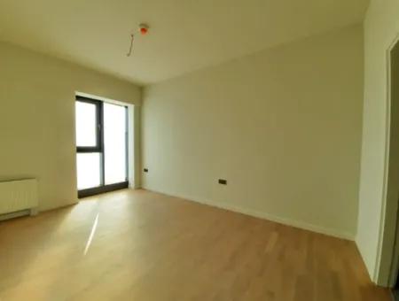 2+1 68 M² 20Th Floor Apartment For Sale In Beytepe İncek Bulvar Loft Complex