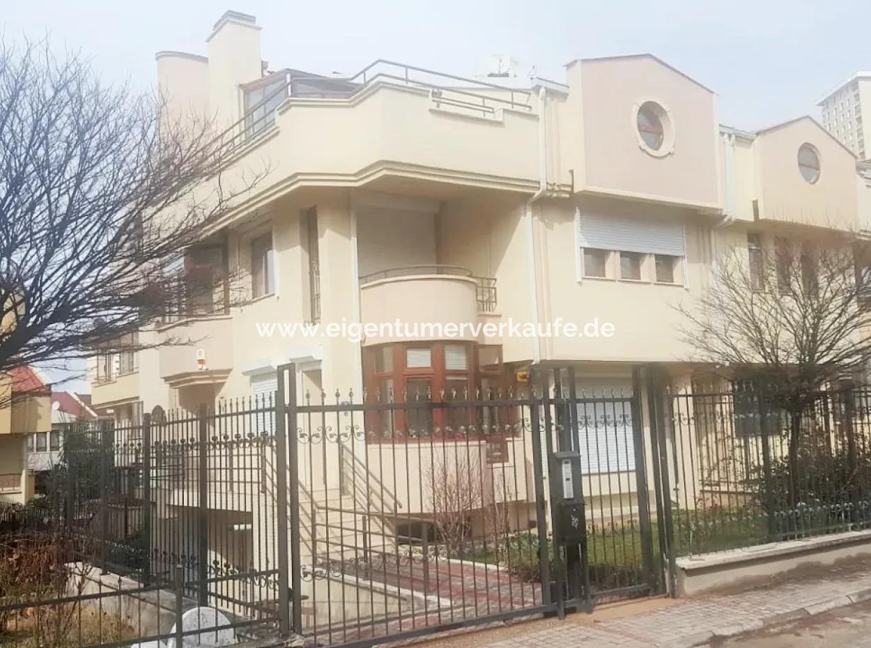 Bilkent 3 Ufuk Sitesi Yanında Oryap Sitesinde Satılık Lüks Asansörlü 7+1 Villa