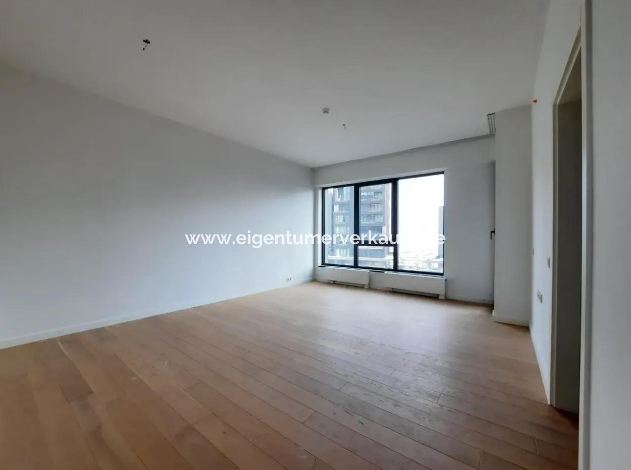 İncek Loft Satılık  3+1 Dubleks Peyzaj Manzaralı 1.Kat Daire