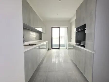 Beytepe İncek Bulvar Loft Satılık 3+1 110 M² 18.Kat Bulvar Manzaralı Daire