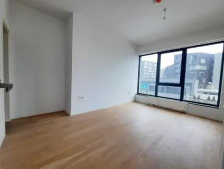 İncek Loft Satılık 3+1 Bahçe Dubleksi Şehir Manzaralı Daire