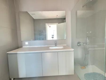 İncek Loft Satılık Teraslı  3+1 Şehir Manzaralı 3.Kat Daire