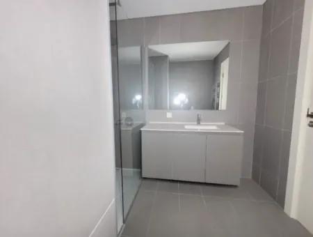 İncek Loft Satılık 2,5+1 Peyzaj Manzaralı Kiracısız 1.Kat Daire