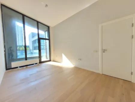 İncek Loft Satılık  5.5+1 Dubleks  Peyzaj Manzaralı 4.Kat Kiracısız Daire