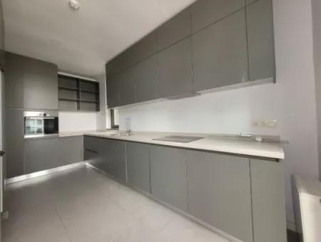 İncek Loft Satılık  5,5+1 Dubleks Peysaj Manzaralı 5.Kat Kiracısız Daire