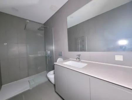 İncek Loft Satılık  5,5+1 Dubleks Peysaj Manzaralı 5.Kat Kiracısız Daire