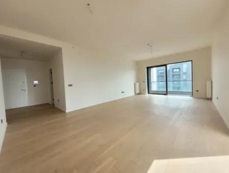 Beytepe İncek Bulvar Loft Satılık 3+1 130 M² 17.Kat Çayyolu Manzaralı Daire