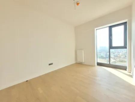 Beytepe İncek Bulvar Loft Satılık 3+1 130 M² 17.Kat Çayyolu Manzaralı Daire