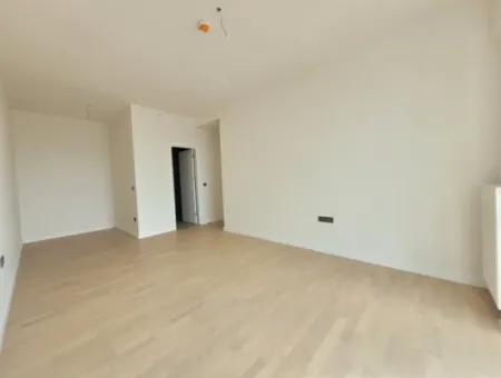 Beytepe İncek Bulvar Loft Satılık 3+1 130 M² 17.Kat Çayyolu Manzaralı Daire