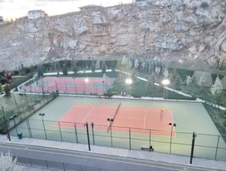 İncek Loft Satılık Teraslı  3+1 Şehir Manzaralı 4.Kat Daire