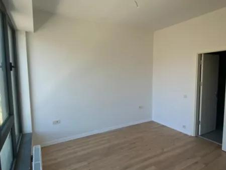 İncek Loft Satılık  Teraslı 4+1  Peyzaj Manzaralı 137 M² 4.Kat Daire