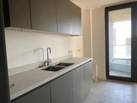 İncek Loft Satılık  Teraslı 4+1  Peyzaj Manzaralı 137 M² 4.Kat Daire