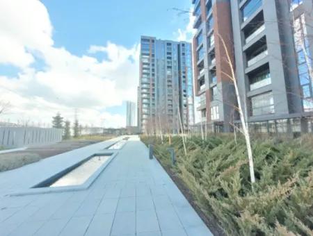 Beytepe İncek Bulvar Loft Satılık 3+1 130 M² 1.Kat Park Manzaralı Güney Cephe Daire