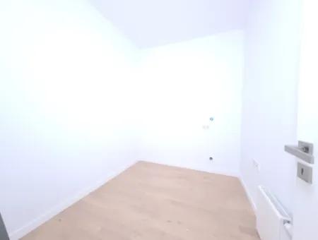 İncek Loft Satılık 5,5+1 Dubleks Peysaj Manzaralı Kiracısız Daire