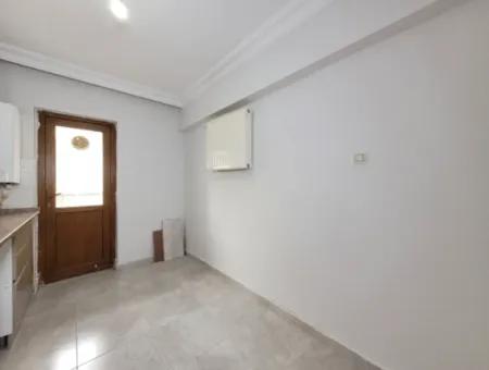 Ümitköy Merkezde Satılık Yüksek Giriş 150 M² 4+1 Daire