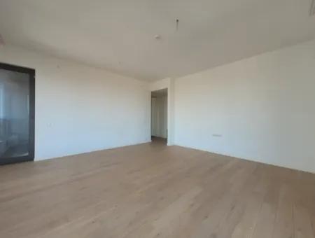 Boş İncek Loft Satılk 3+1 Şehir Manzaralı 12.Kat Daire