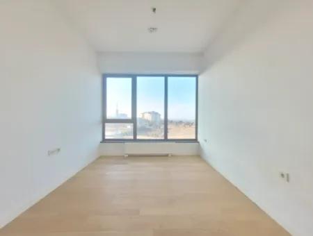 Boş İncek Loft Satılk 3+1 Şehir Manzaralı 12.Kat Daire