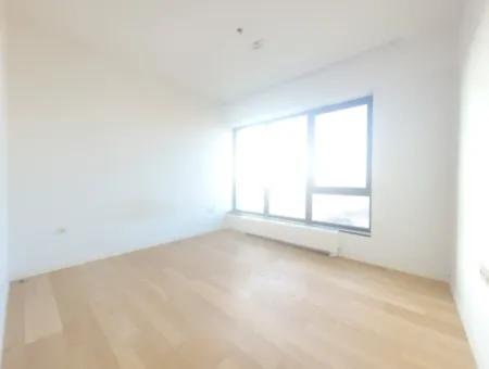 Boş İncek Loft Satılk 3+1 Şehir Manzaralı 12.Kat Daire