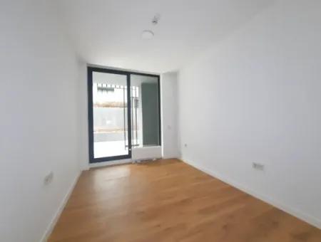 İncek Loft Satılık Teraslı  3,5+1 Peyzaj Manzaralı Kiracısız Daire