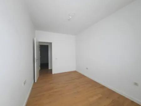 İncek Loft Satılık Teraslı  3,5+1 Peyzaj Manzaralı Kiracısız Daire