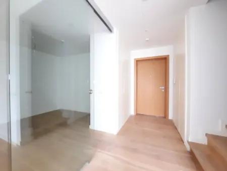 İncek Loft Satılık  3+1 Dubleks Peyzaj Manzaralı 1.Kat Daire