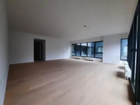 İncek Loft Satılık  4+1  Peyzaj Manzaralı  180 M² Kiracısız  2.Kat Daire